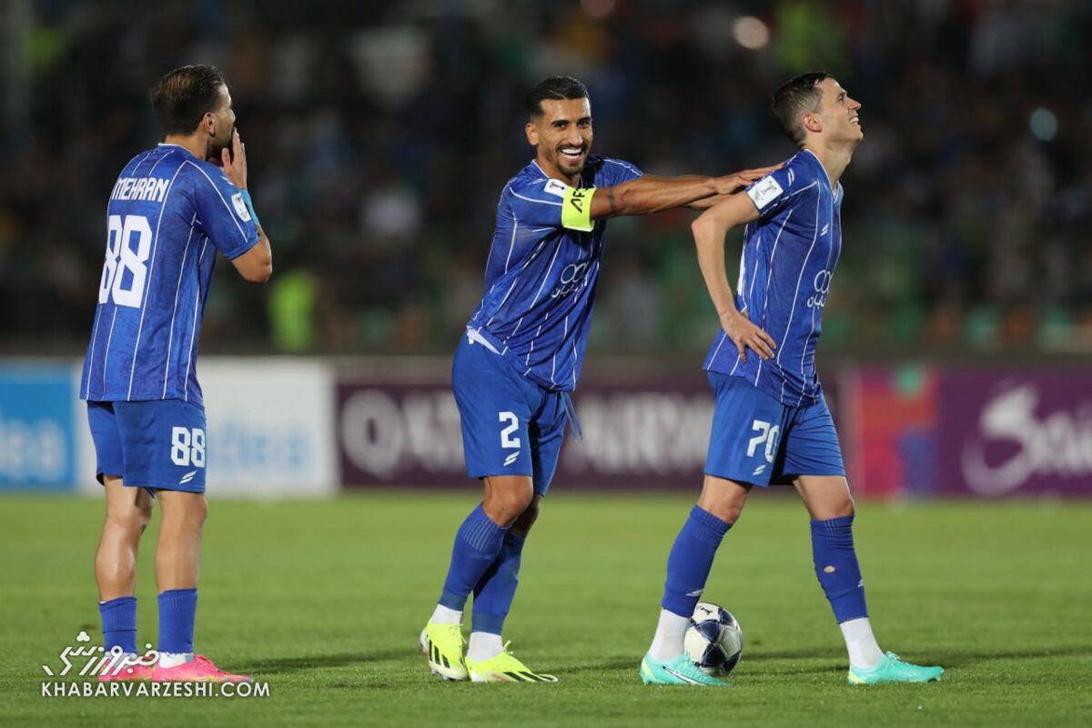 کاپیتان جدید استقلال خطاب به هواداران: ممنون که صبور بودید! کاپیتان جدید استقلال خطاب به هواداران: ممنون که صبور بودید!