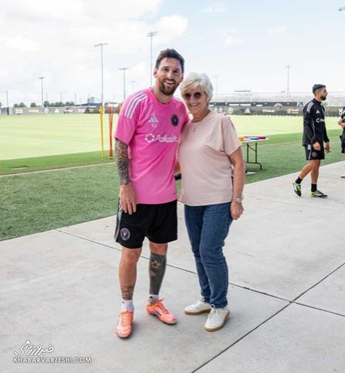 هیجان ساندرا بکام از دیدن مسی