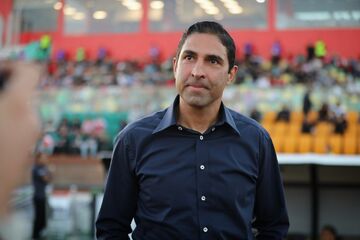 ناراحتی هاشمیان از رفتار هیئتمدیره؛ مسیر وحید و پرسپولیس از هم جدا شد