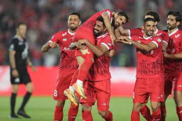 ویدیو| استایل جدید ستاره پرسپولیس برای استقلال/ محمد عمری قبل دربی عوض شد!