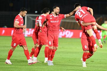 ویدیو| خلاصه بازی پرسپولیس ۲ - ذوبآهن ۰/ نجات وحید با گلهای عمری و علیپور