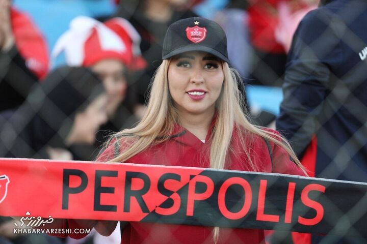 هواداران پرسپولیس؛ پرسپولیس - ذوب‌آهن