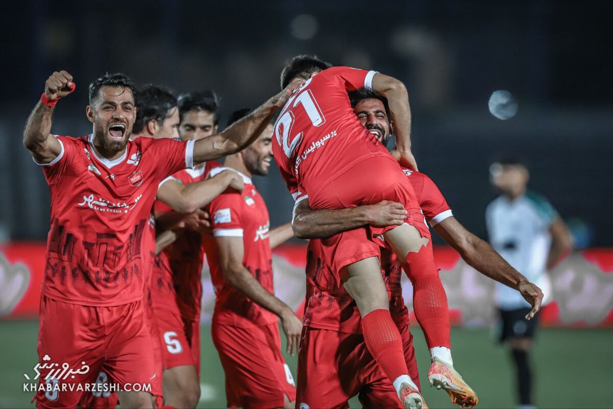 گزارش تصویری| دومین پیروزی پرسپولیس با وحید/ ذوب‌آهن، هاشمیان را خوشبخت کرد