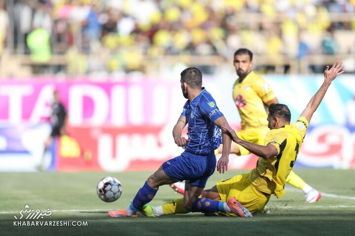 فجرسپاسی - استقلال