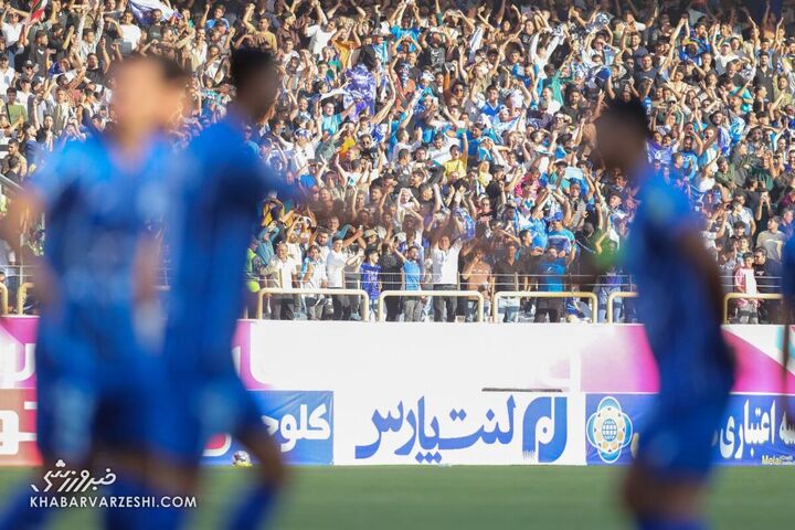هواداران استقلال؛ فجرسپاسی - استقلال
