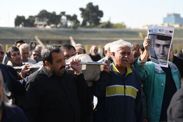 استقلال تمام هزینه‌های ستاره خود را گردن گرفت