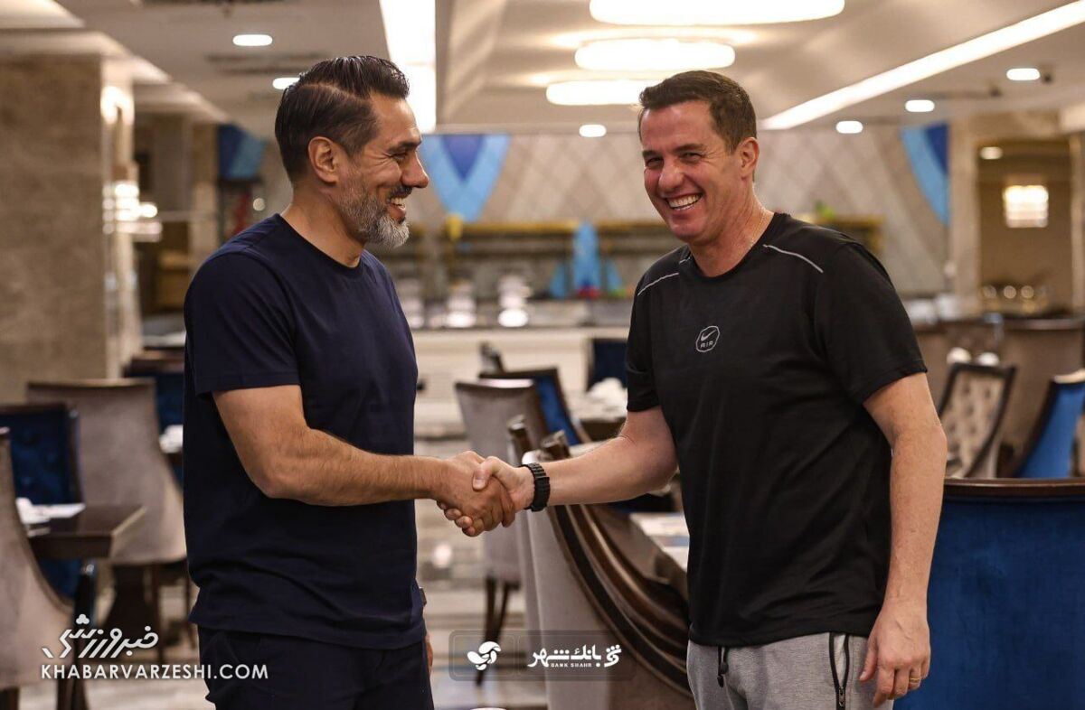 اوسمار با افشین پیروانی چشم تو چشم شد/ پایان یک شایعه در پرسپولیس +عکس