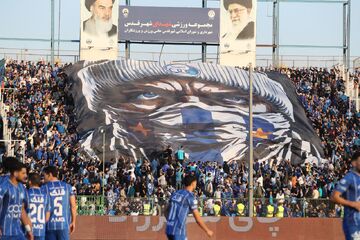 ابهام در برگزاری یا لغو دیدار استقلال - فولاد؛ شهر قدس، تهران نیست!