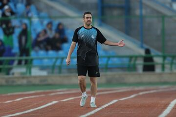 استقلالی‌ها نقره داغ شدند؛ مربی تیم هم جریمه شد