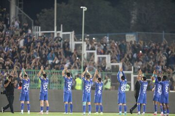 ویدیو| عوامل بیرونی نباشد استقلال قهرمان است/ این تیم را بیشتر از دخترت دوست داری ولی لطفا نیا!