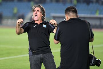 ساپینتو: شاید وریا روزی سرمربی استقلال شود/ پیشرفت تیم من، واقعیت است/ ۱۱ امتیاز ما را نگرفتند!