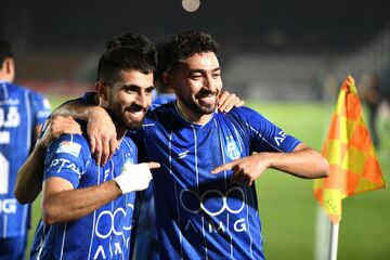 استقلال باید فاصله با رقبا را بیشتر کند/ ساپینتو دیگر احساسی نیست!