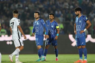 رونمایی از زوج جدید خط دفاعی استقلال در جام حذفی