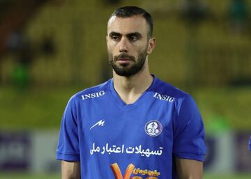 ستاره استقلال خوزستان پیراهن را بالا کشید؛ شادی ویژه برای دربی رونمایی شد +عکس