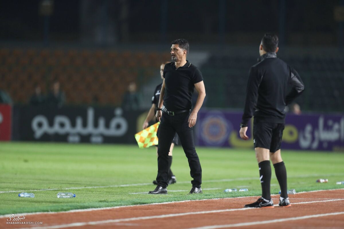 برگزاری داربی در اراک اشتباه است/ وقتی VAR اخراج نکرد، چرا کارت زرد دوم داده شد؟