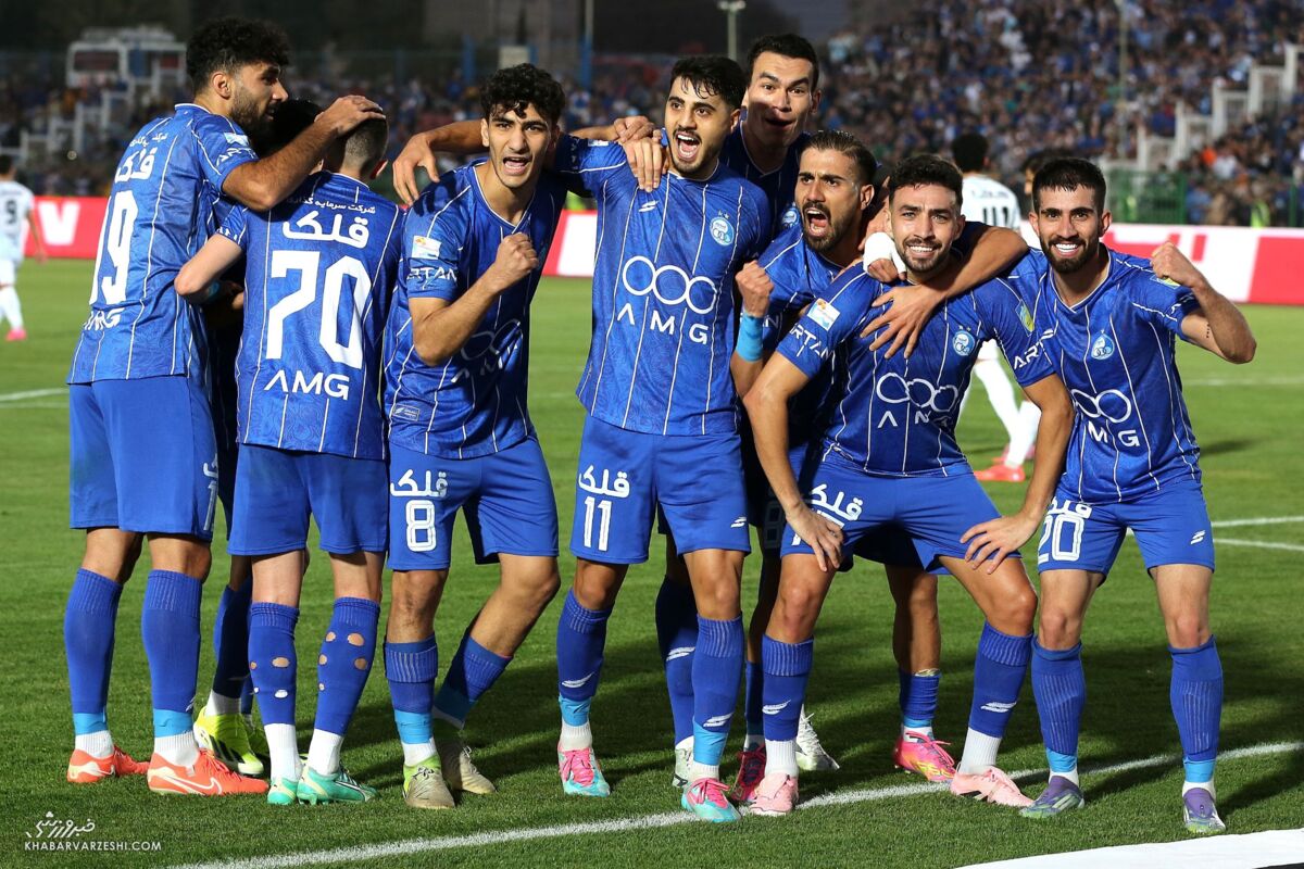 استقلال چطور همه را انگشت به دهان گذاشت