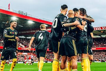 ویدیو| نفس شیاطین سرخ با شاهکار مدافع رقیب حبس شد!