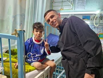 استوری جالب ستاره خارجی استقلال: خدا همه را شفا دهد +عکس