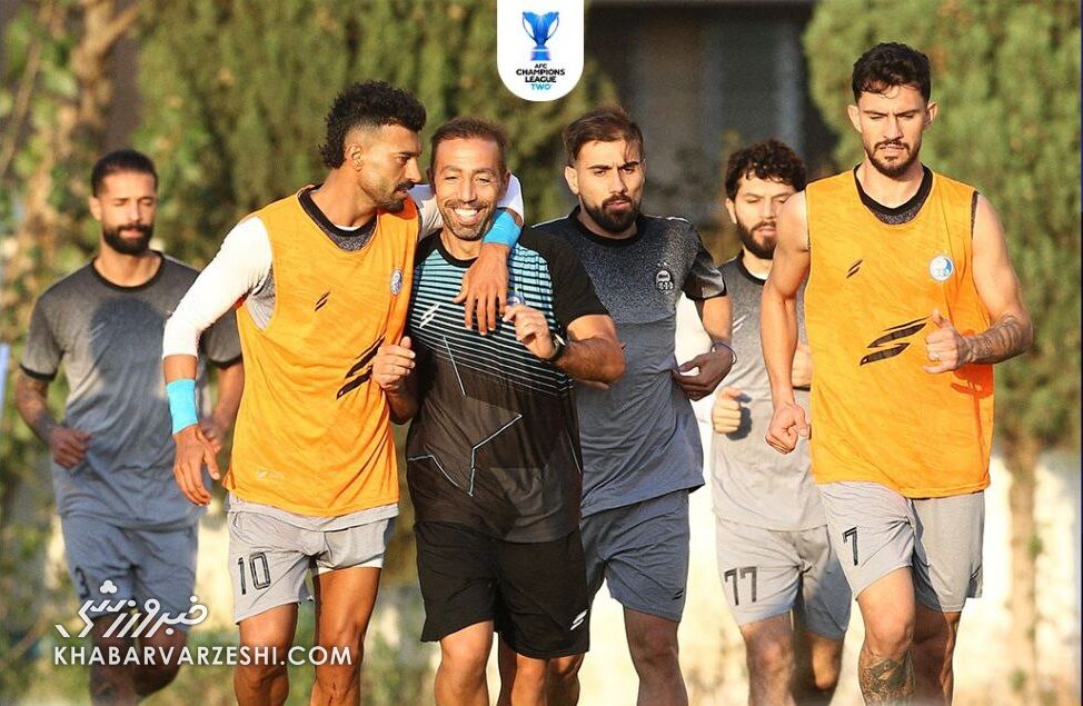 خنثی شدن حاشیه فاجعهبار در تمرین استقلال +عکس خنثی شدن حاشیه فاجعهبار در تمرین استقلال +عکس