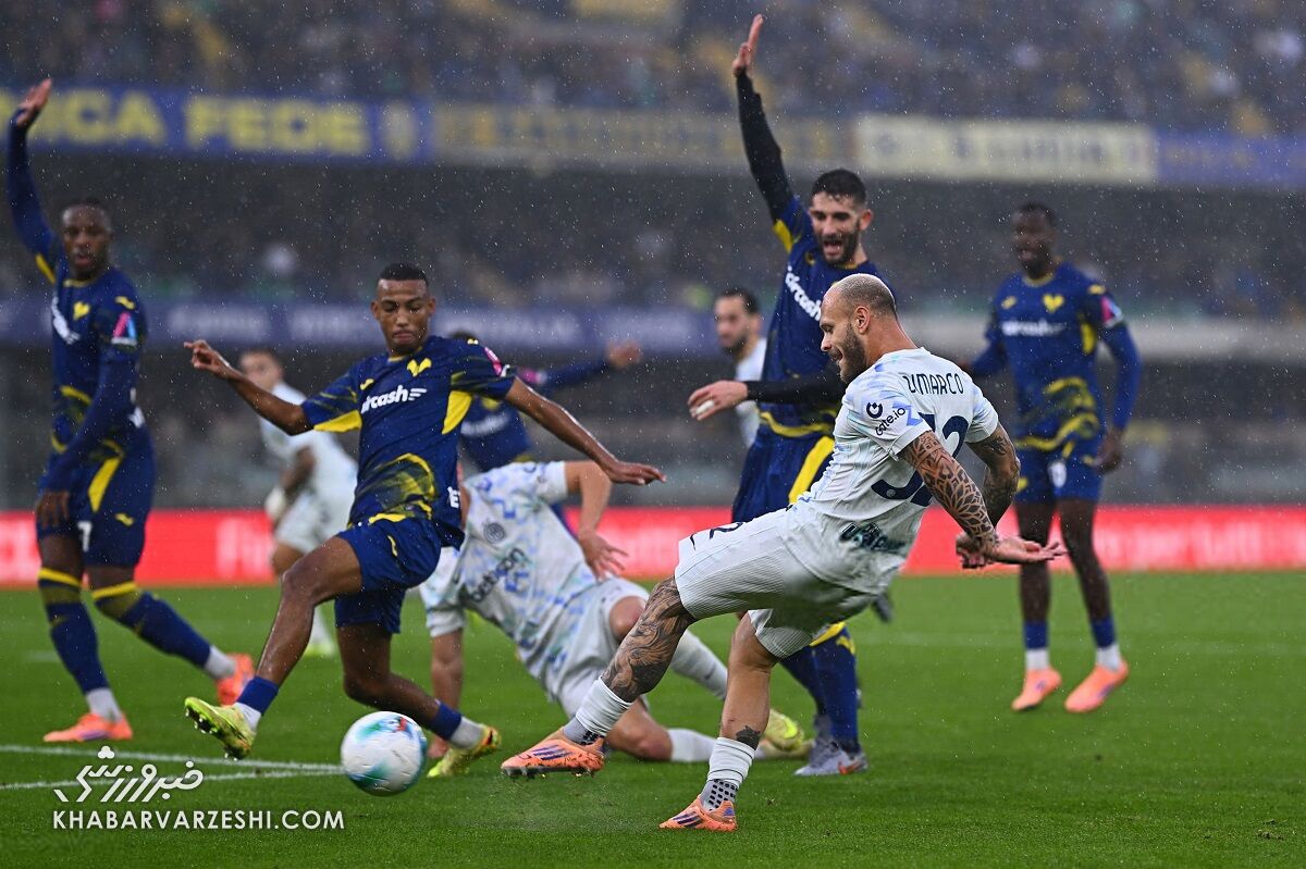 افعیها به خانه صدرنشین نزدیک شدند