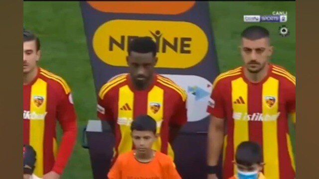 ویدیو| ستاره سابق استقلال اینجاست!/ سند خلاف ادعای رسانه‌های ترکیه