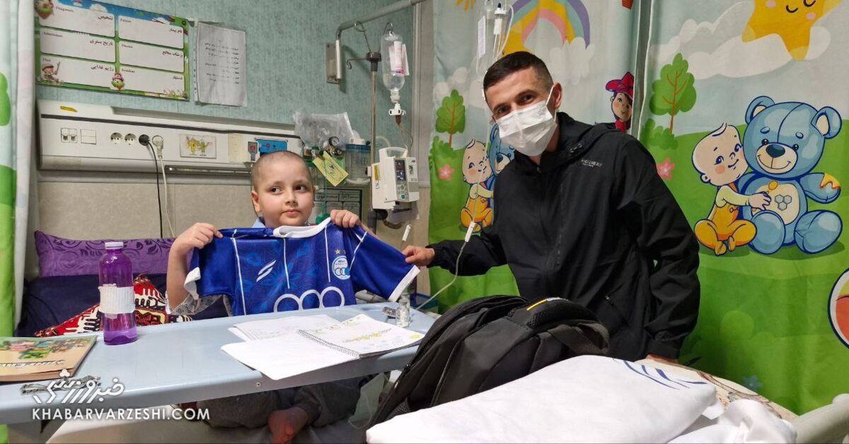 یاسر آسانی پیام استقلال را رساند/ ما برخاستیم؛ شما هم برمی‌خیزید! +عکس