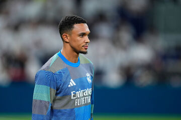 ویدیو| آرنولد شدیداً هو شد و لبخند زد!