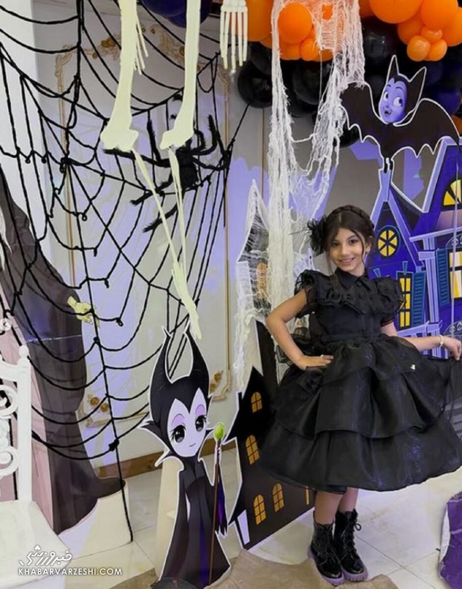 جشن هالووین در خانه دروازه بان تراکتور؛ دختر بیرانوند «ونزدی» شد +تصاویر