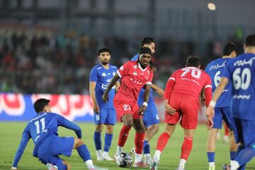 جلسه مدیرعامل پرسپولیس با ۲ بازیکن حاشیه‌ساز