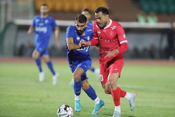 فیفادی به خیر گذشت ولی…؛ ستاره پرسپولیس هنوز ۹۰ دقیقه‌ای نیست!