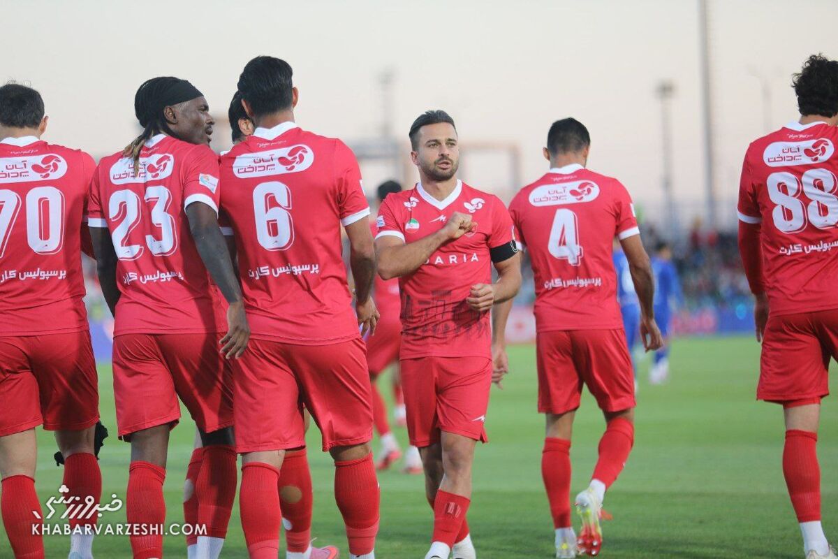 پرسپولیس ۳ - استقلال خوزستان ۰/ سرخ‌ها با اوسمار زلزله شدند/ بازگشت به جمع مدعیان با مثلث جادویی
