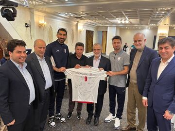 امارات ویزا نداد؛ ملی‌پوشان ایران معطل شدند!