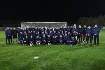 فنونی‌زاده: ایراد از بازیکنان تیم ملی نیست/ با همین‌ها در جام جهانی نتیجه می‌گیریم