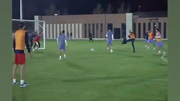 ویدیوی فوتبال مسعود پزشکیان با بازیکنان تیم ملی