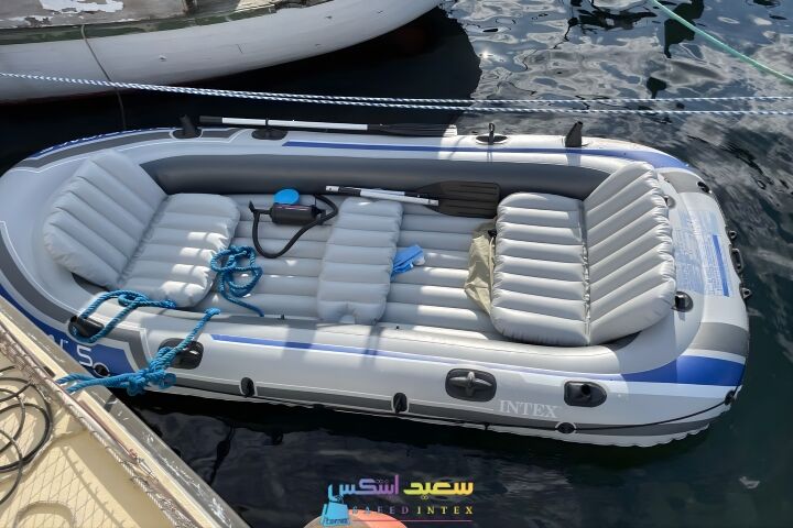 قایق بادی خانوادگی