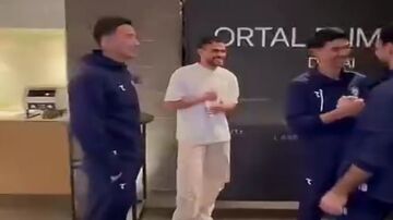 ویدیو| اورونوف سرحال و خوشحال در اردوی تیم ملی ازبکستان