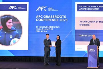 بانوی ایرانی مربی برتر سال آسیا شد