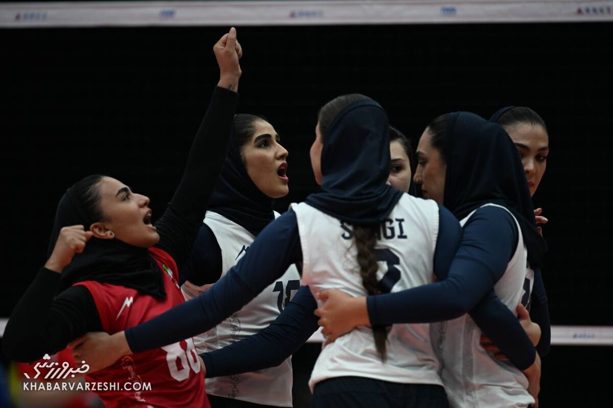 ویدیوی سلفی دختران والیبال ایران بعد از شادی کسب مدال برنز