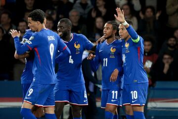 ویدیو| خلاصه بازی فرانسه ۴ - اوکراین ۰