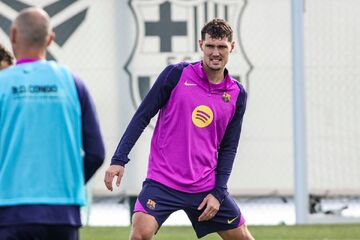 واکنش ستاره ملی‌پوش به حاشیه‌ها: از رسانه‌ها فاصله می‌گیرم