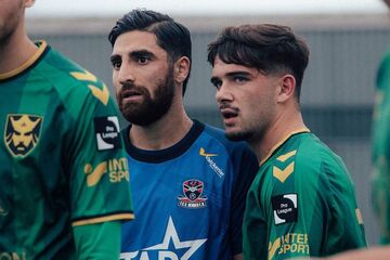 روز بازی تیم ملی، علیرضا جهانبخش کجا بود؟