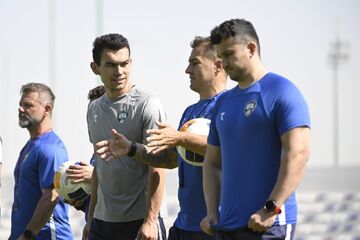 مدافع استقلالی ازبکستان: بازی با ایران همیشه سخت است