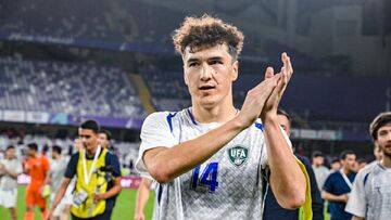 کری‌خوانی کاپیتان ازبکستان برای تیم ملی ایران