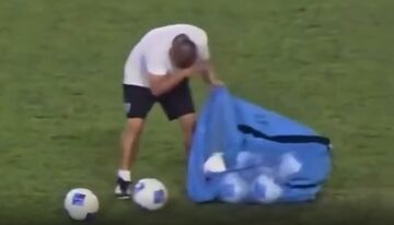 ویدیو| اشک‌های تدارکات گواتمالا پس از عدم راهیابی به جام‌جهانی