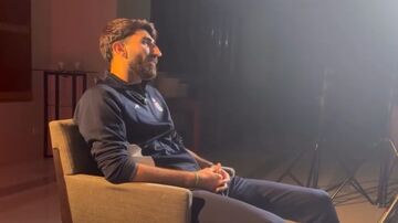 ویدیو| خنده‌های پشت صحنه سردار و حردانی در واکنش به ادعای بیرانوند در مصاحبه