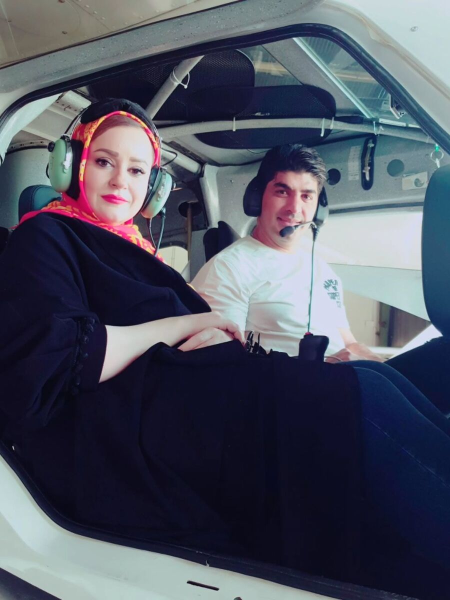 فوتبالیست سرشناس خلبان پرواز نعیمه نظامدوست! +عکس