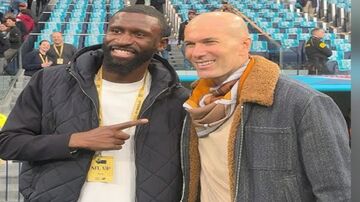 ویدیو| زیدان به برنابئو برگشت؛ خوش و بش صمیمی با رودیگر