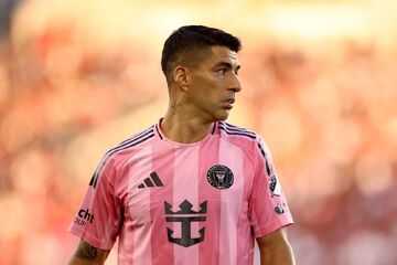 اعتراف یاغیِ همیشه محروم فوتبال: می‌دانم الگوی خوبی نیستم؛ برای غذای خانواده جنگیدم؛ با انتقادها جنگیدم...