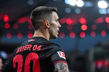 دفاع چپ، اولویت فوری بارسلونا؛ نبرد بزرگ با بایرن مونیخ بر سر یک ستاره