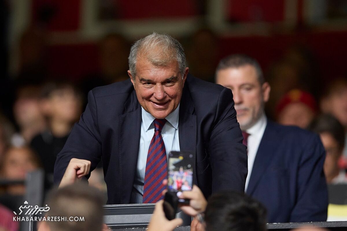 ژاوی علیه لاپورتا؛ اسطوره بارسلونا از رقیب رئیس باشگاه حمایت کرد